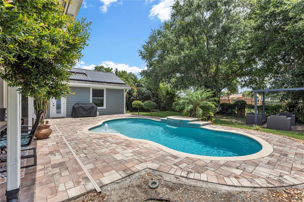2701 GRETAGREEN CT
