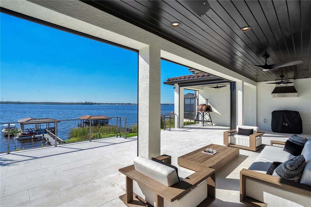 715 WATERFERN TRAIL DRIVE