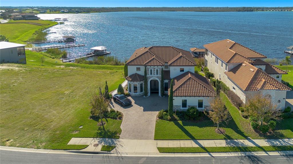 715 WATERFERN TRAIL DRIVE