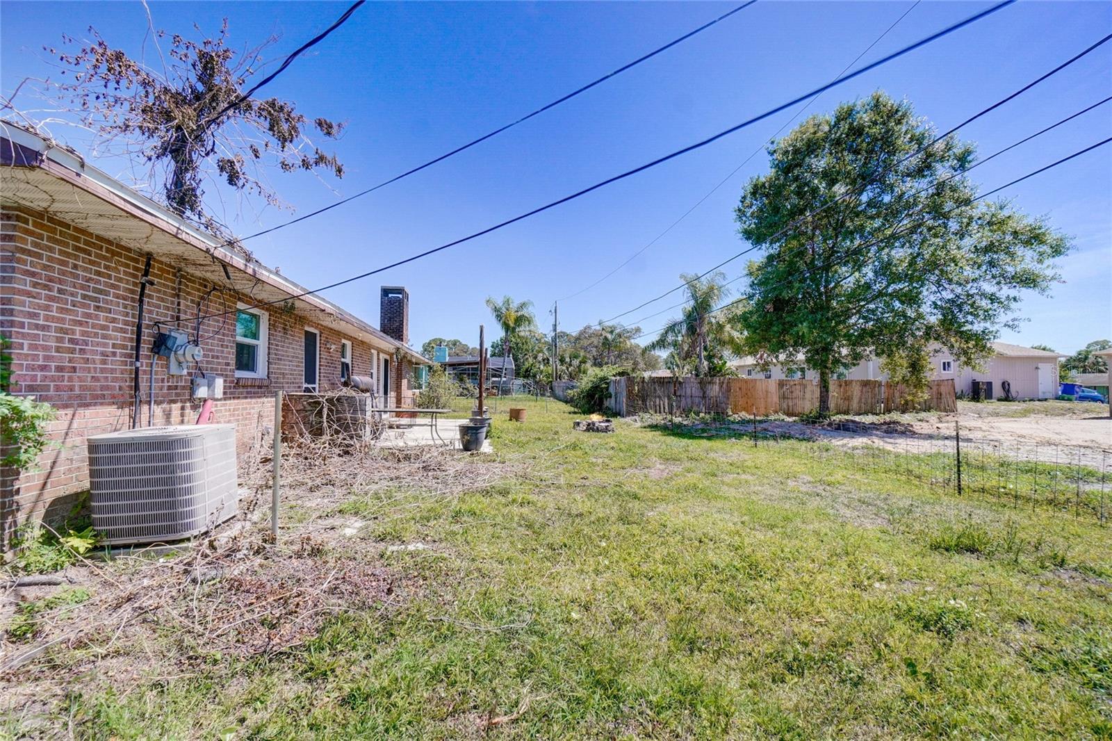 3310 ROYAL PALM DR