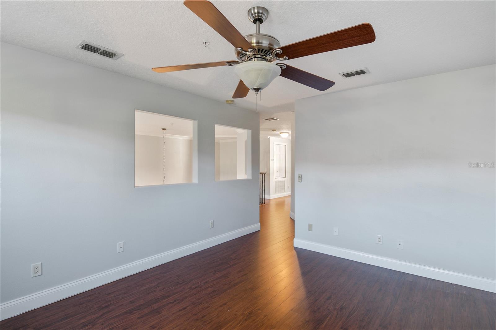 6833 PIAZZA ST