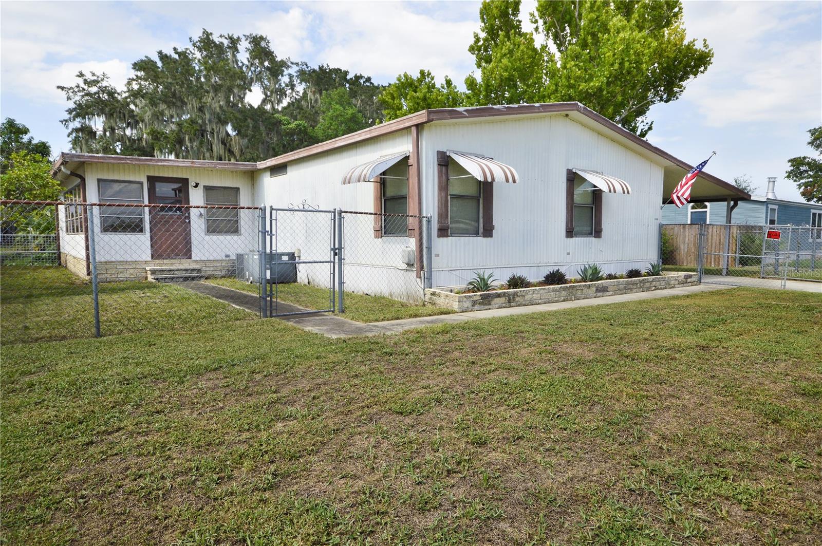 17423 RAINTREE CT