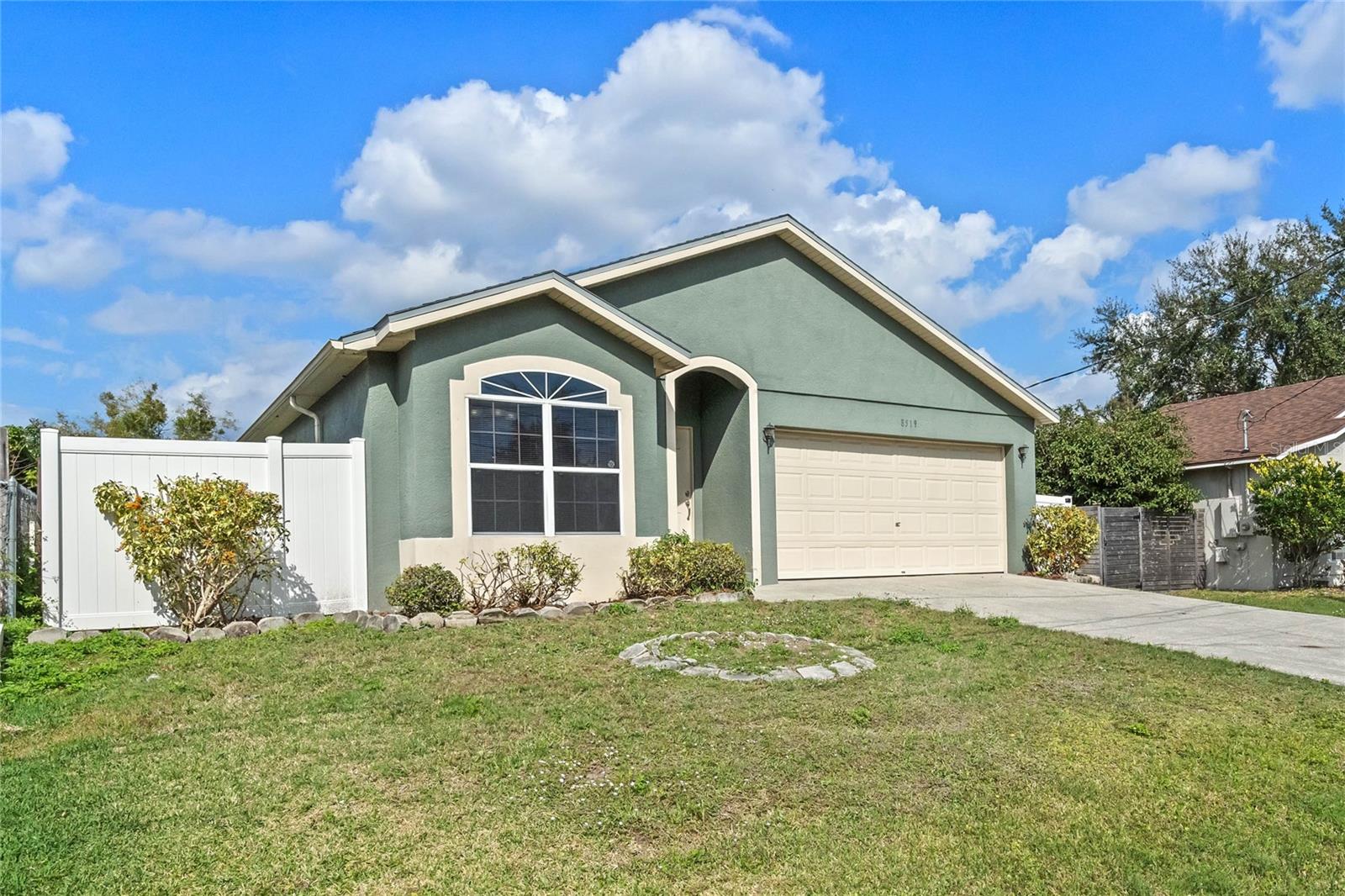 8519 RAINBOW AVE