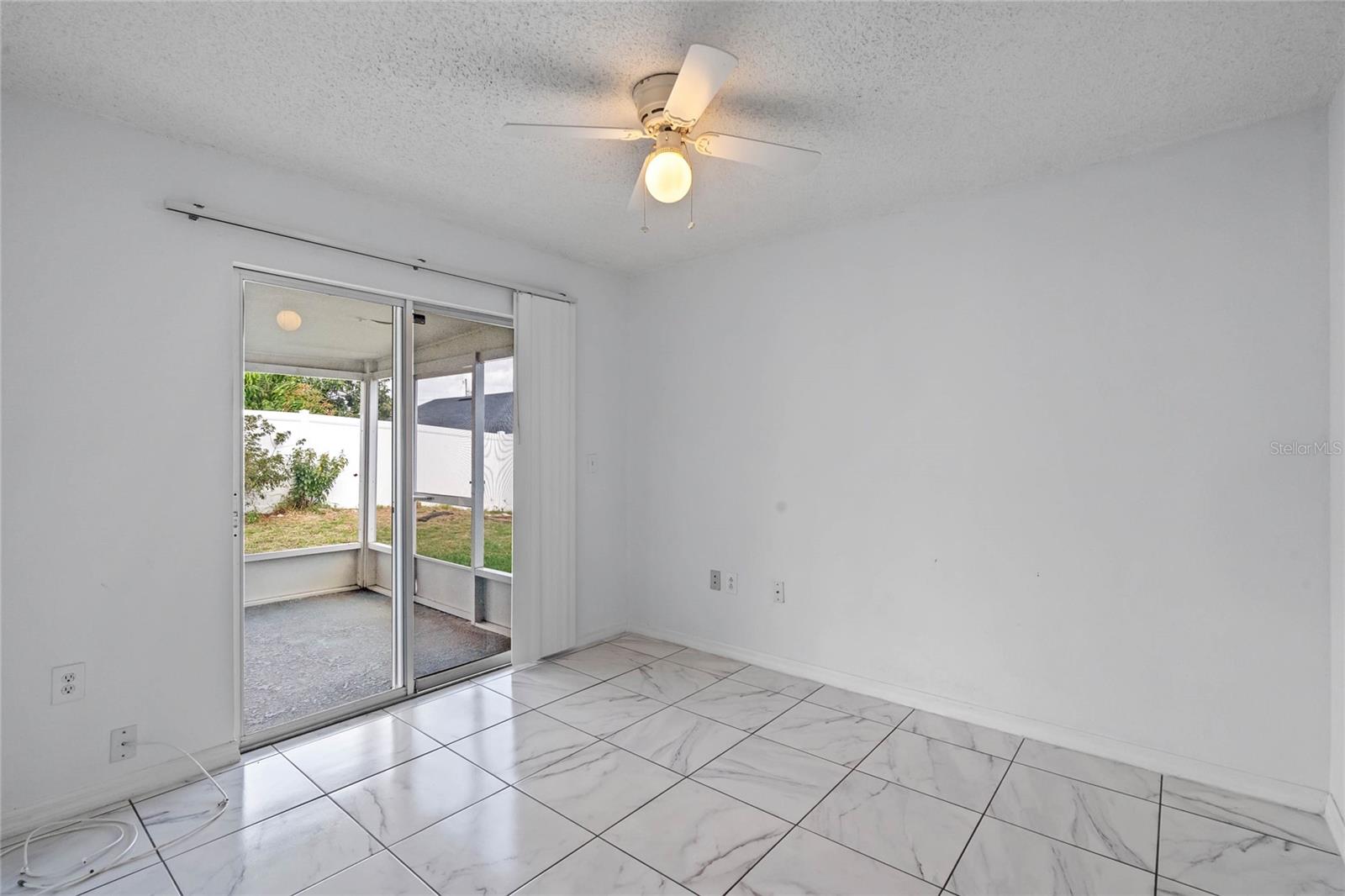 8519 RAINBOW AVE