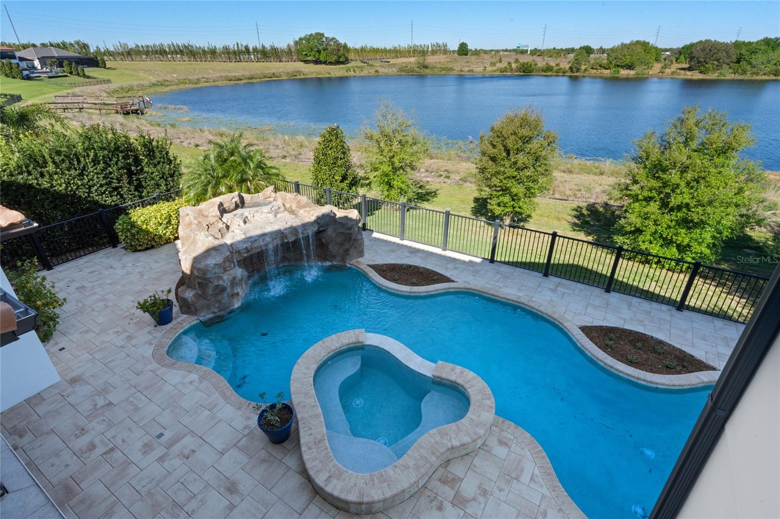 15681 PANTHER LAKE DR