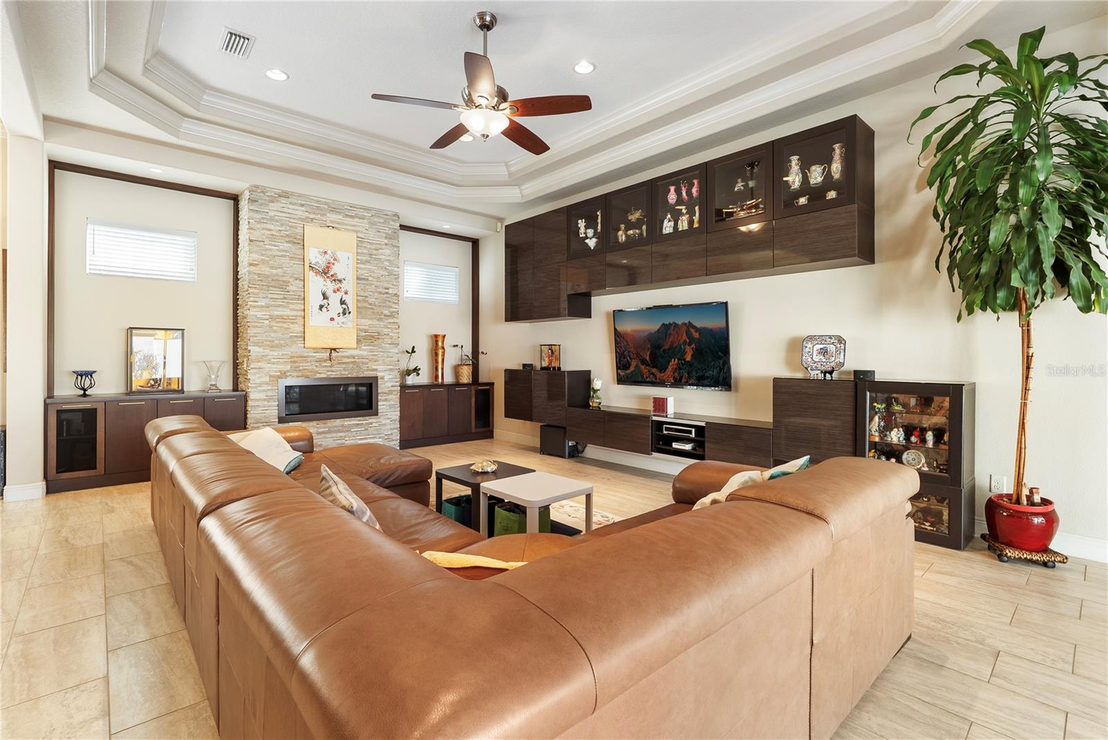 11706 WATERSTONE LOOP DR