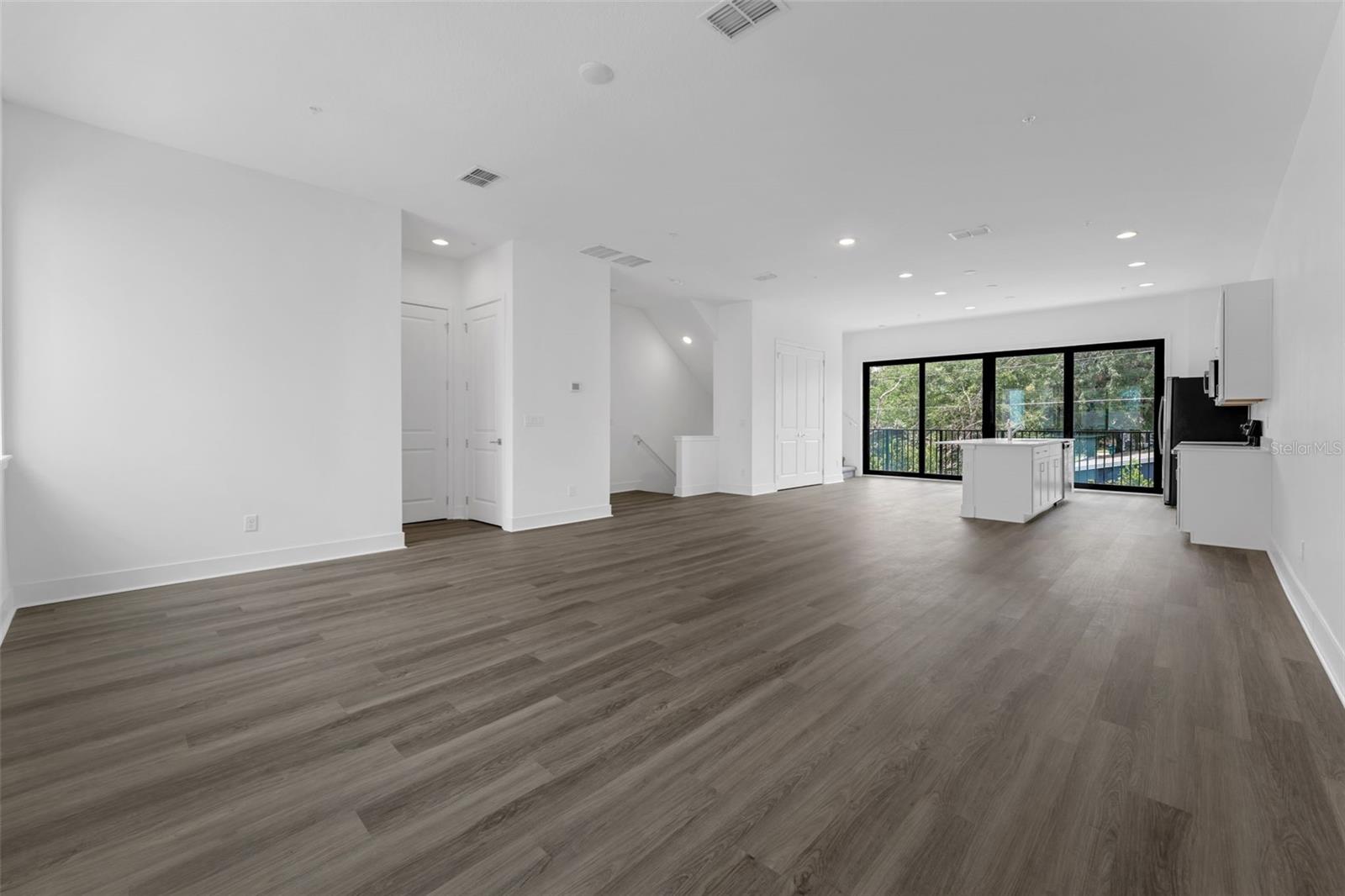 56 W HARDING ST