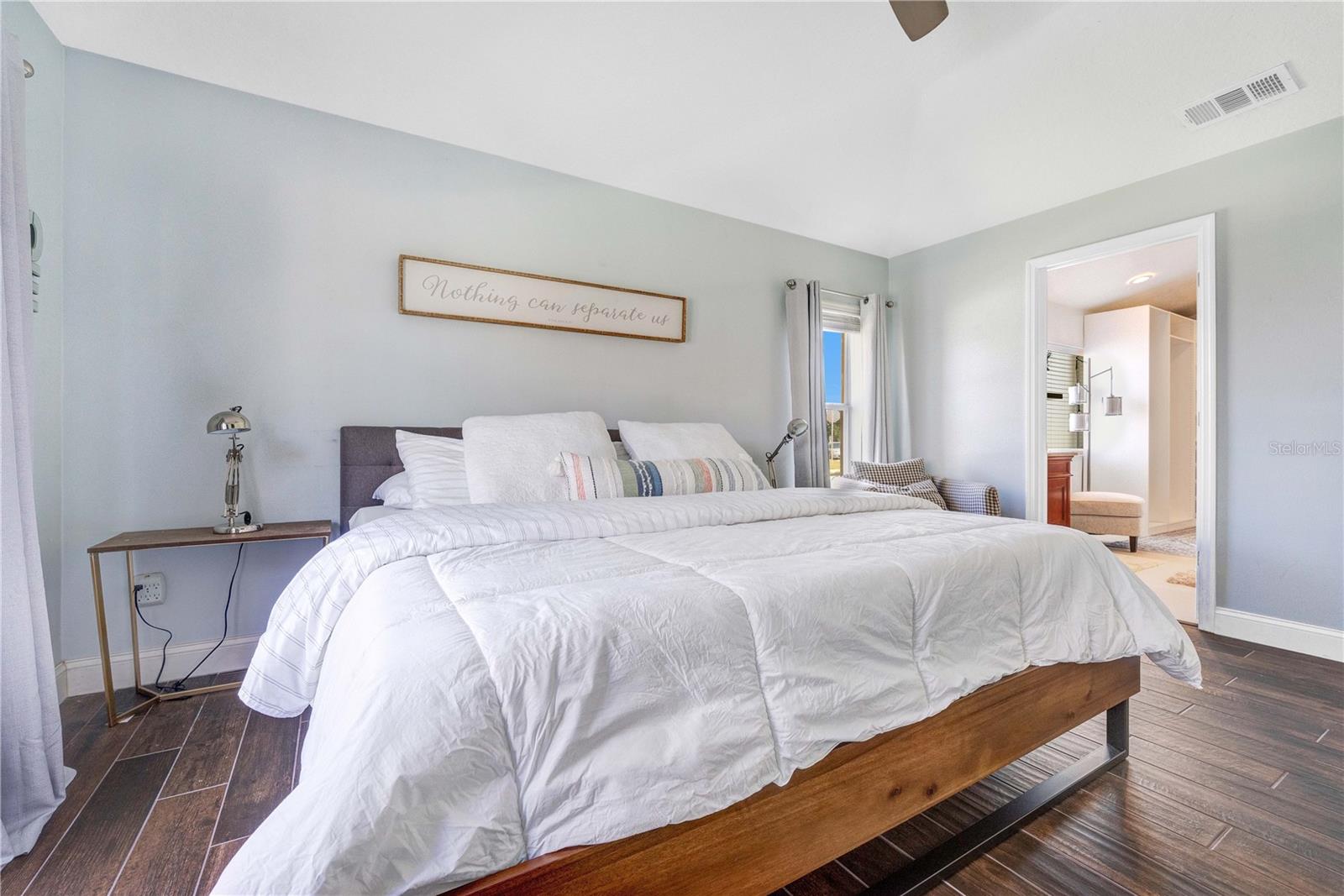 413 PALOMA DR