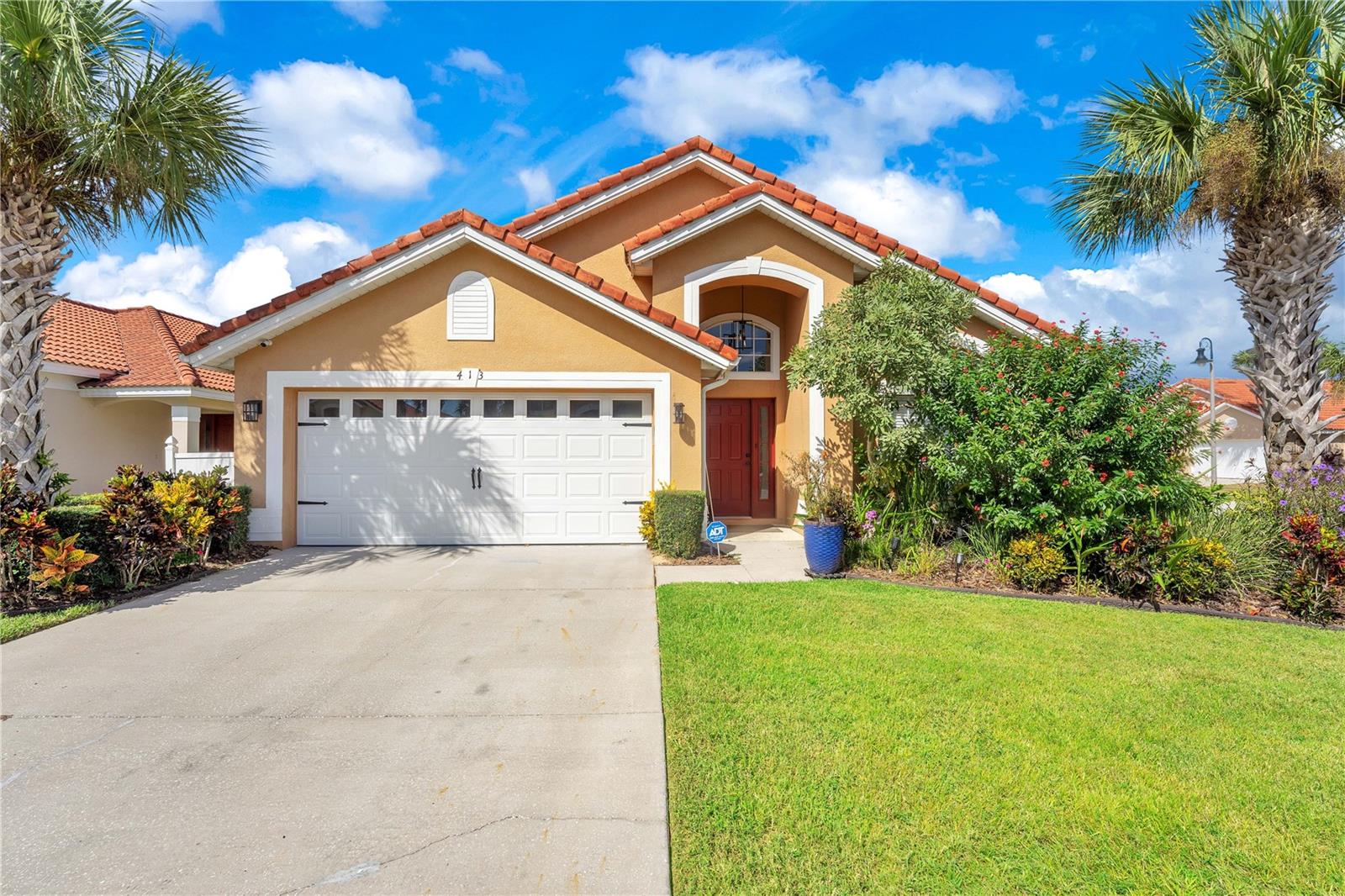 413 PALOMA DR