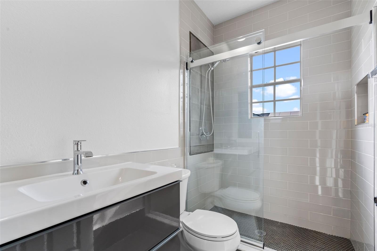 11524 CLAYMONT CIR