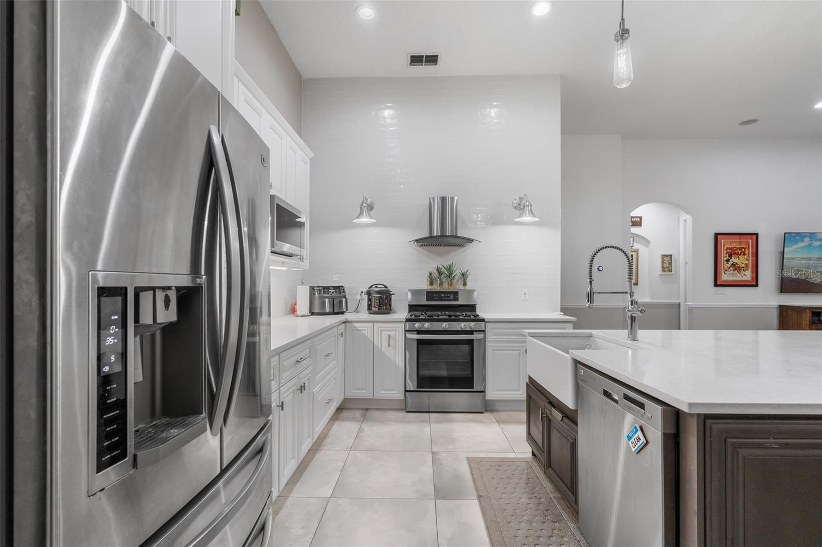 11524 CLAYMONT CIR