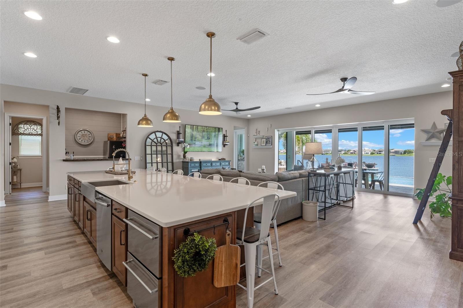 7717 GREEN MOUNTAIN WAY