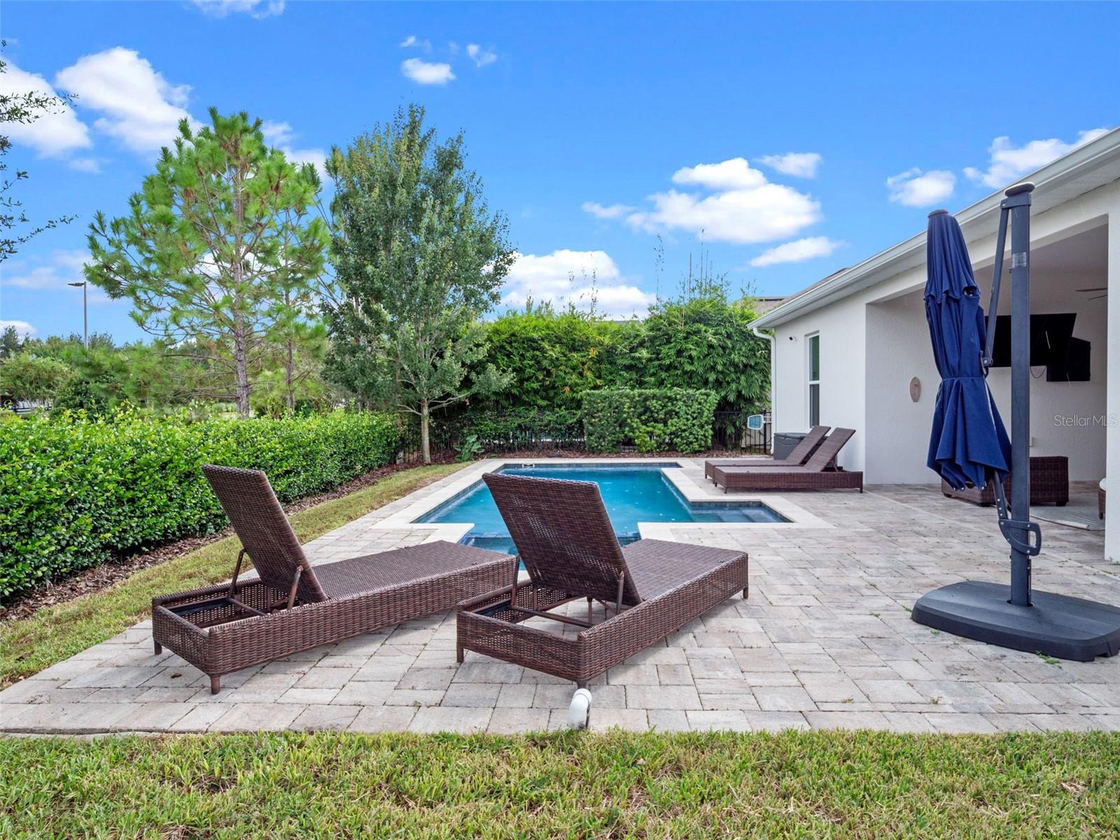 7519 MANDARIN GROVE WAY