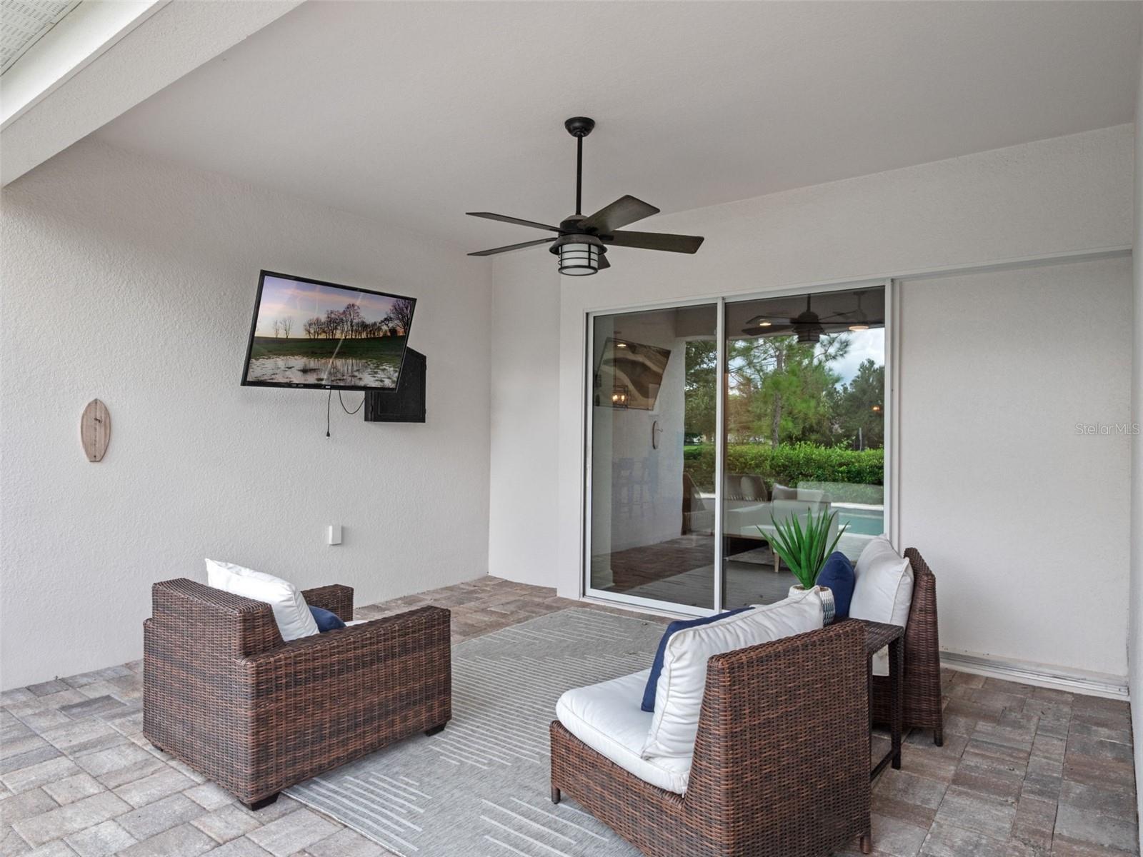 7519 MANDARIN GROVE WAY