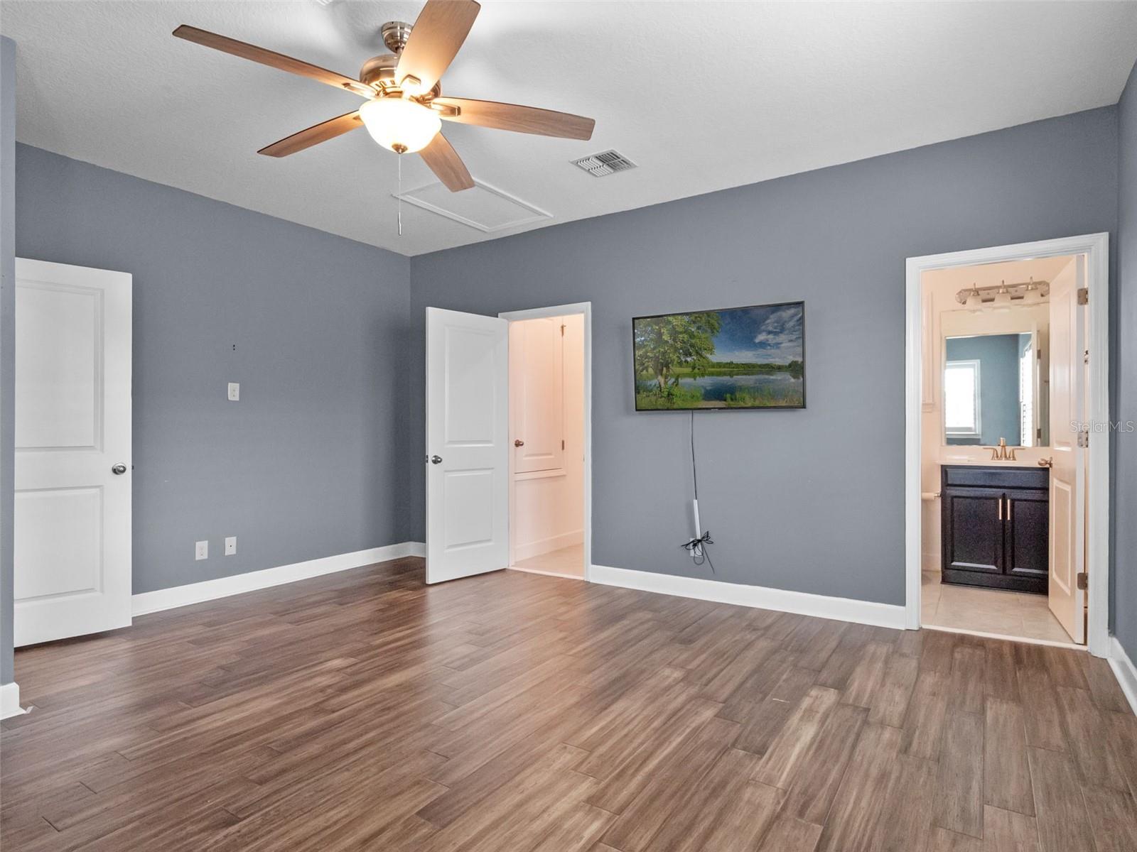 7519 MANDARIN GROVE WAY