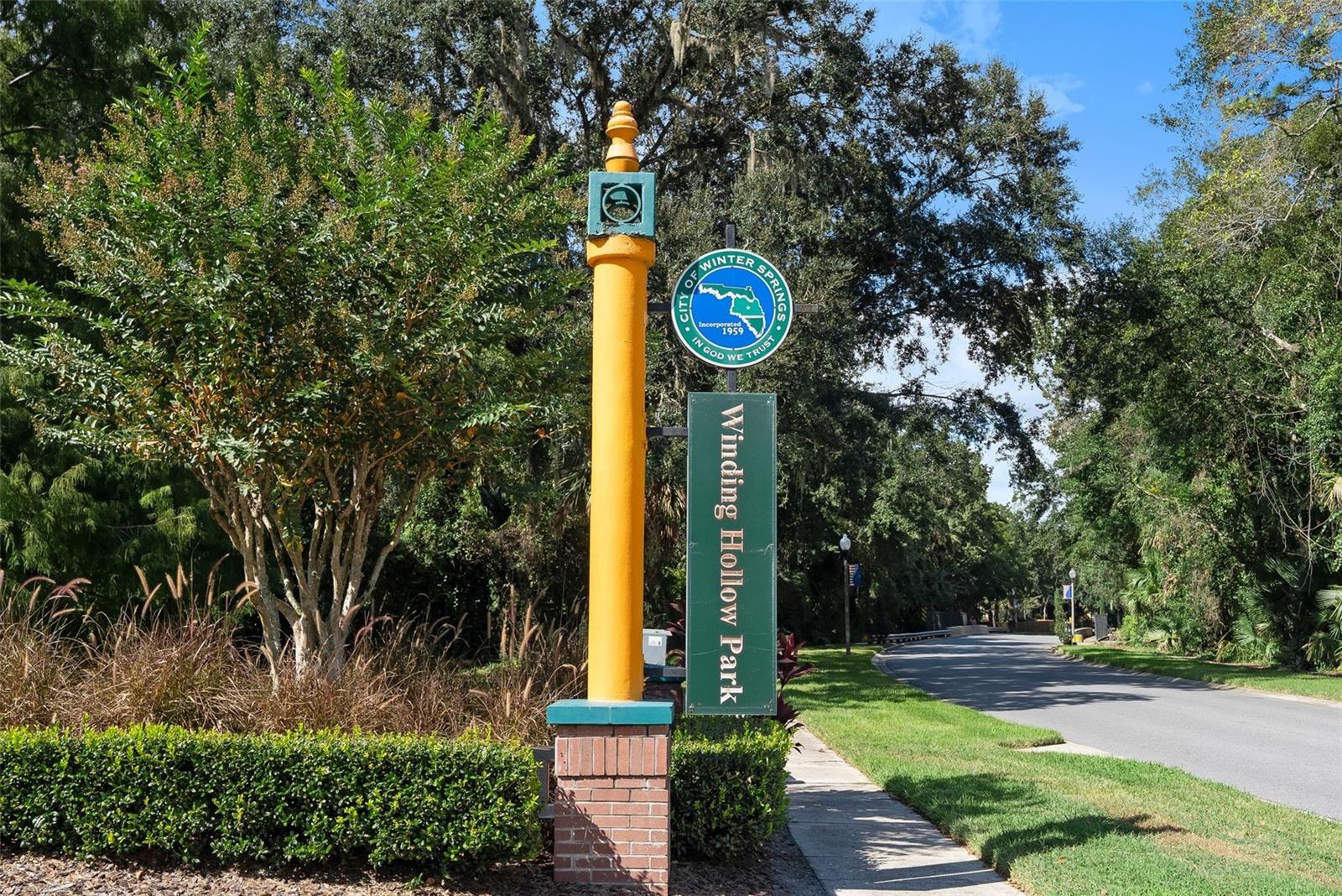 355 TWELVE OAKS DR