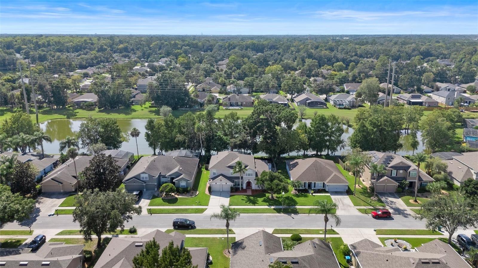 355 TWELVE OAKS DR