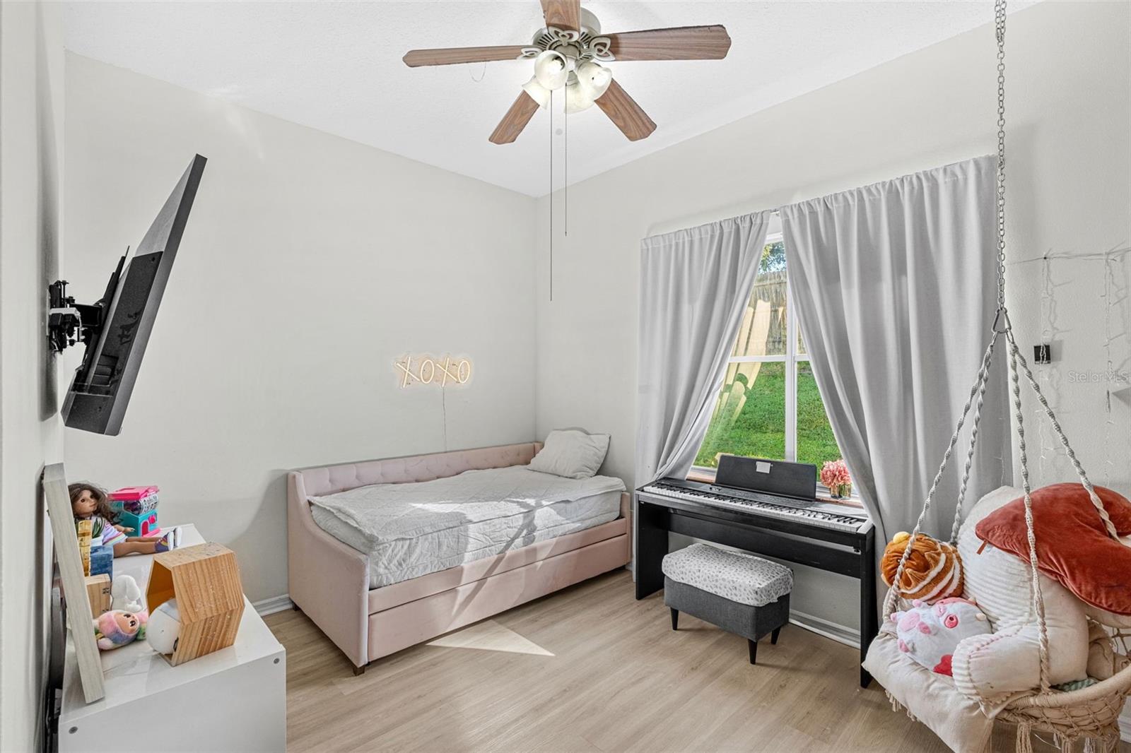 8449 ISLAND PALM CIR