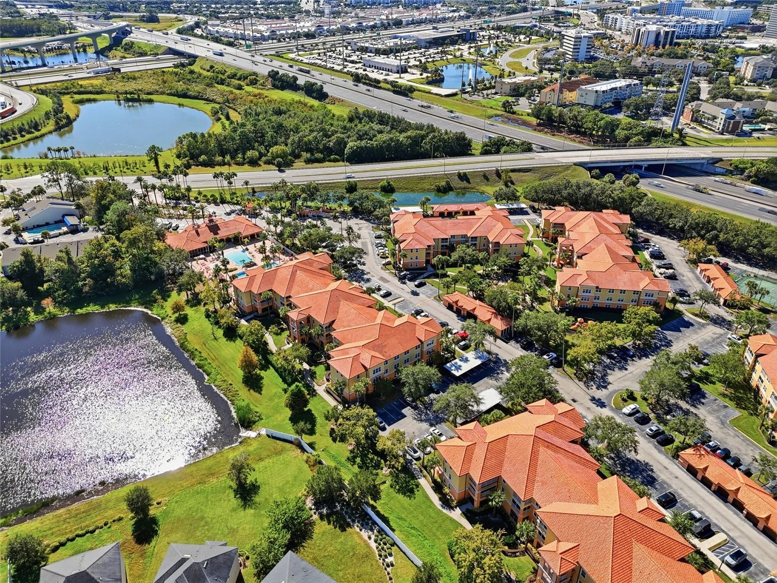 5447 VINELAND RD #1205