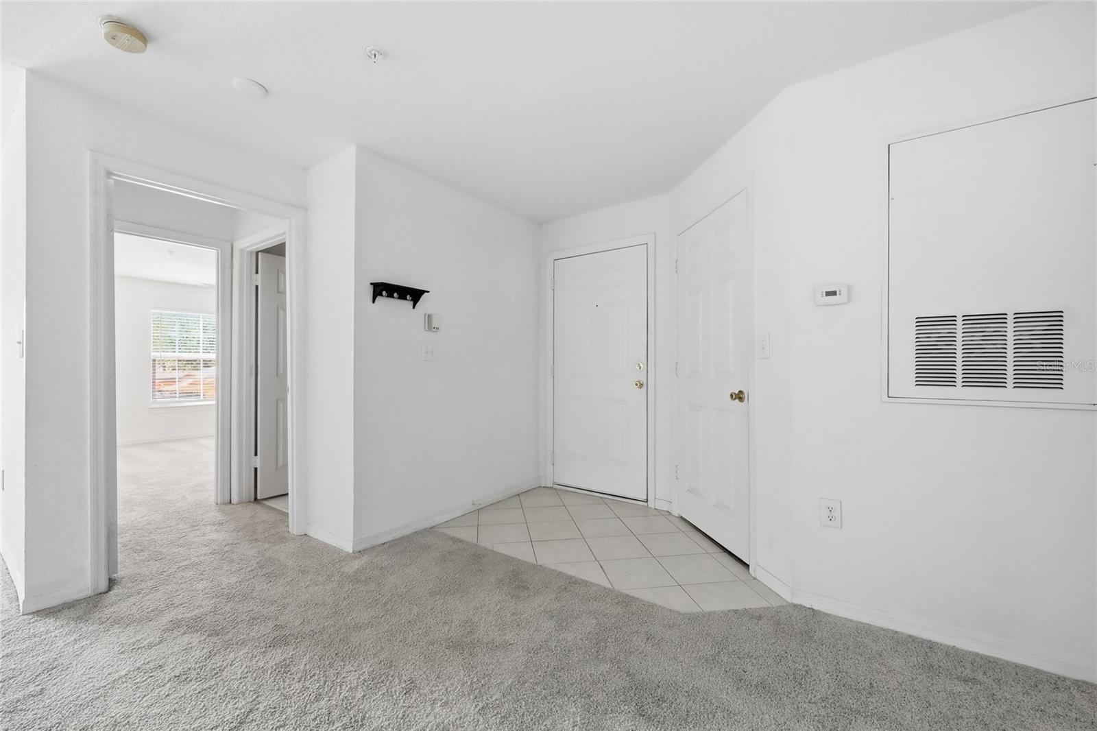 5447 VINELAND RD #1205