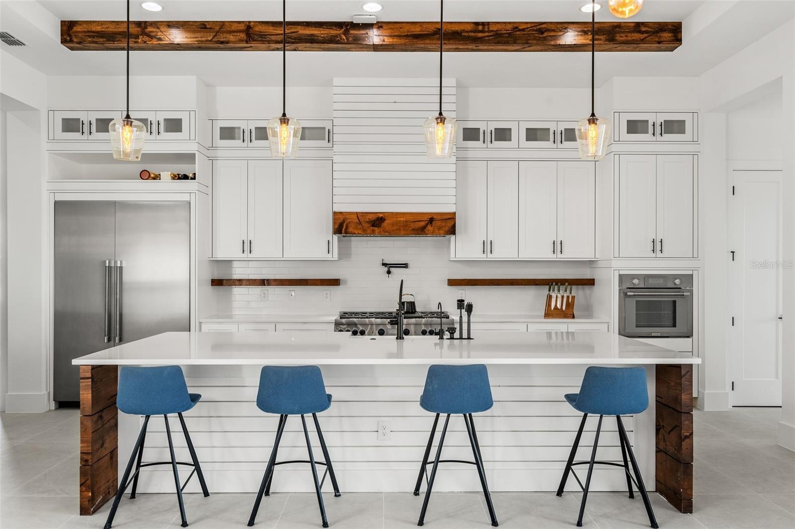 6711 POINT HANCOCK DR