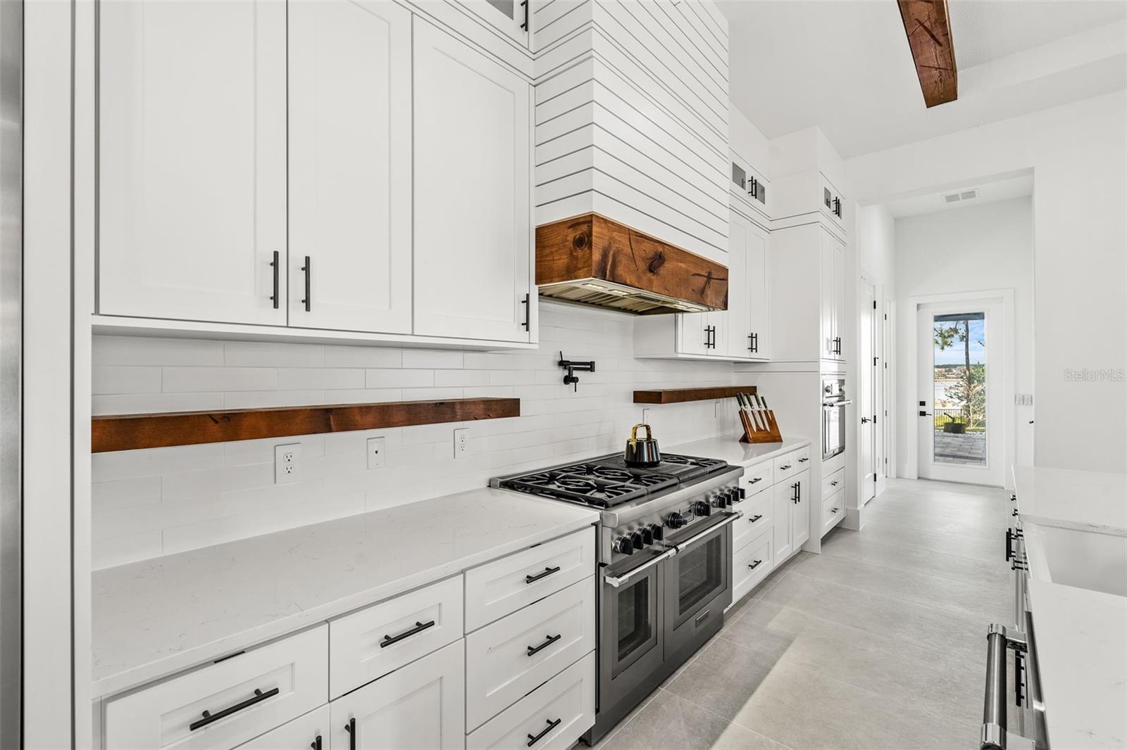 6711 POINT HANCOCK DR