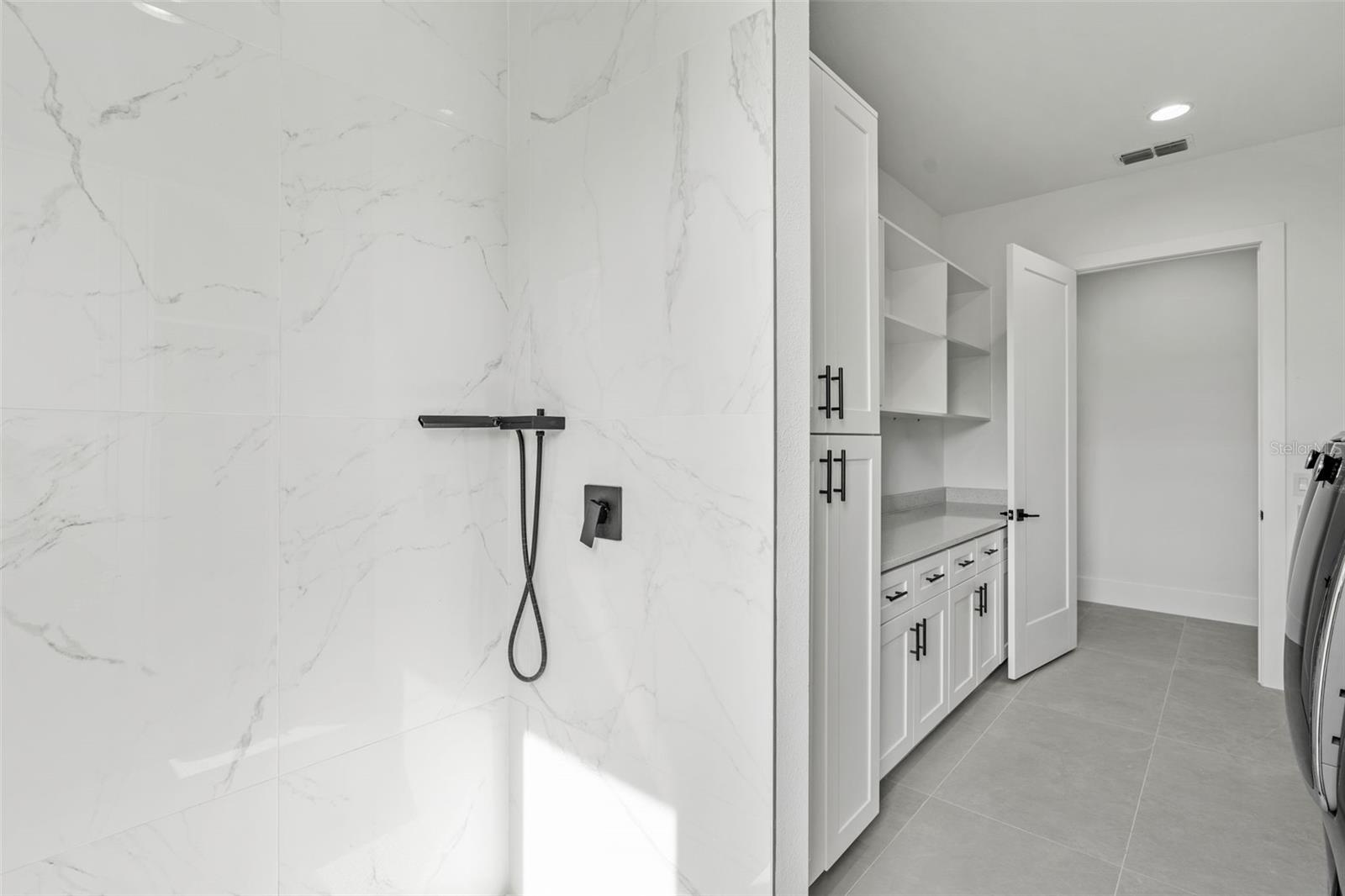 6711 POINT HANCOCK DR