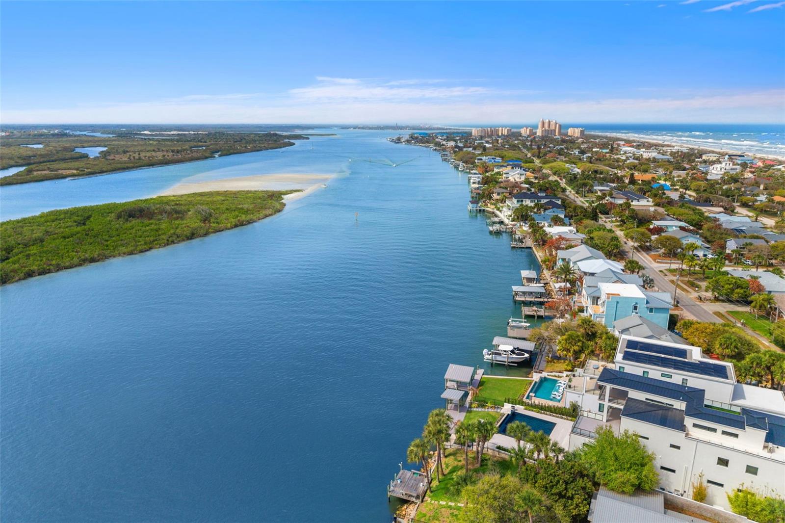 1194 N PENINSULA AVE