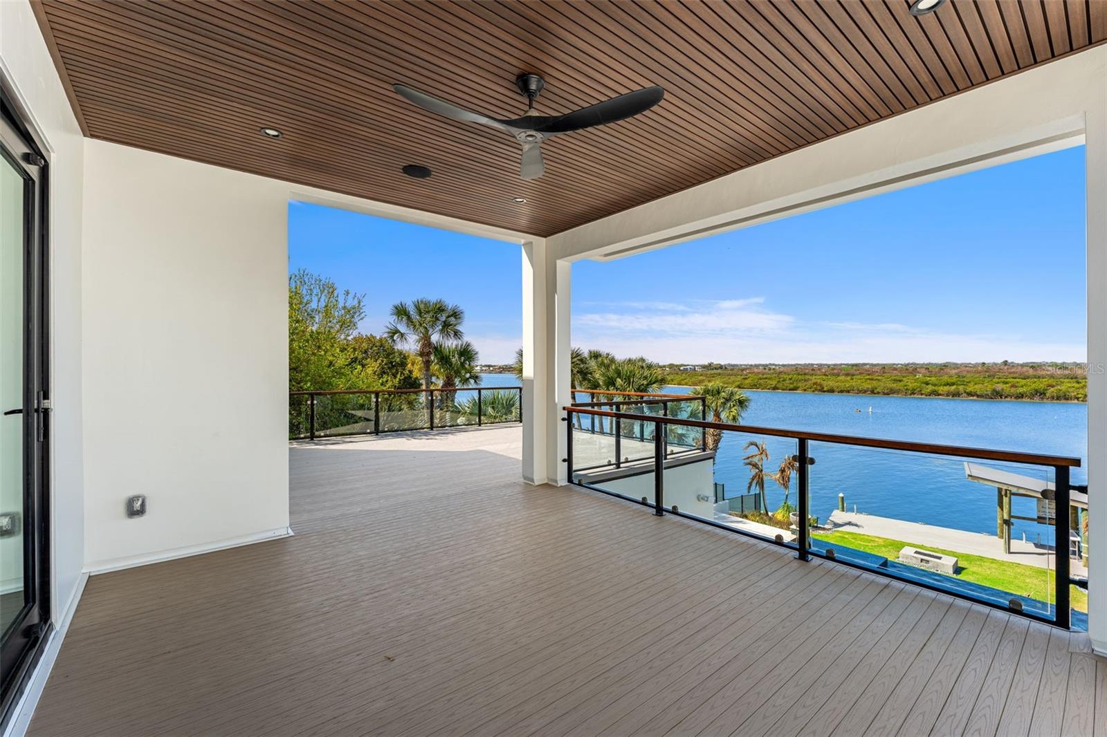 1194 N PENINSULA AVE