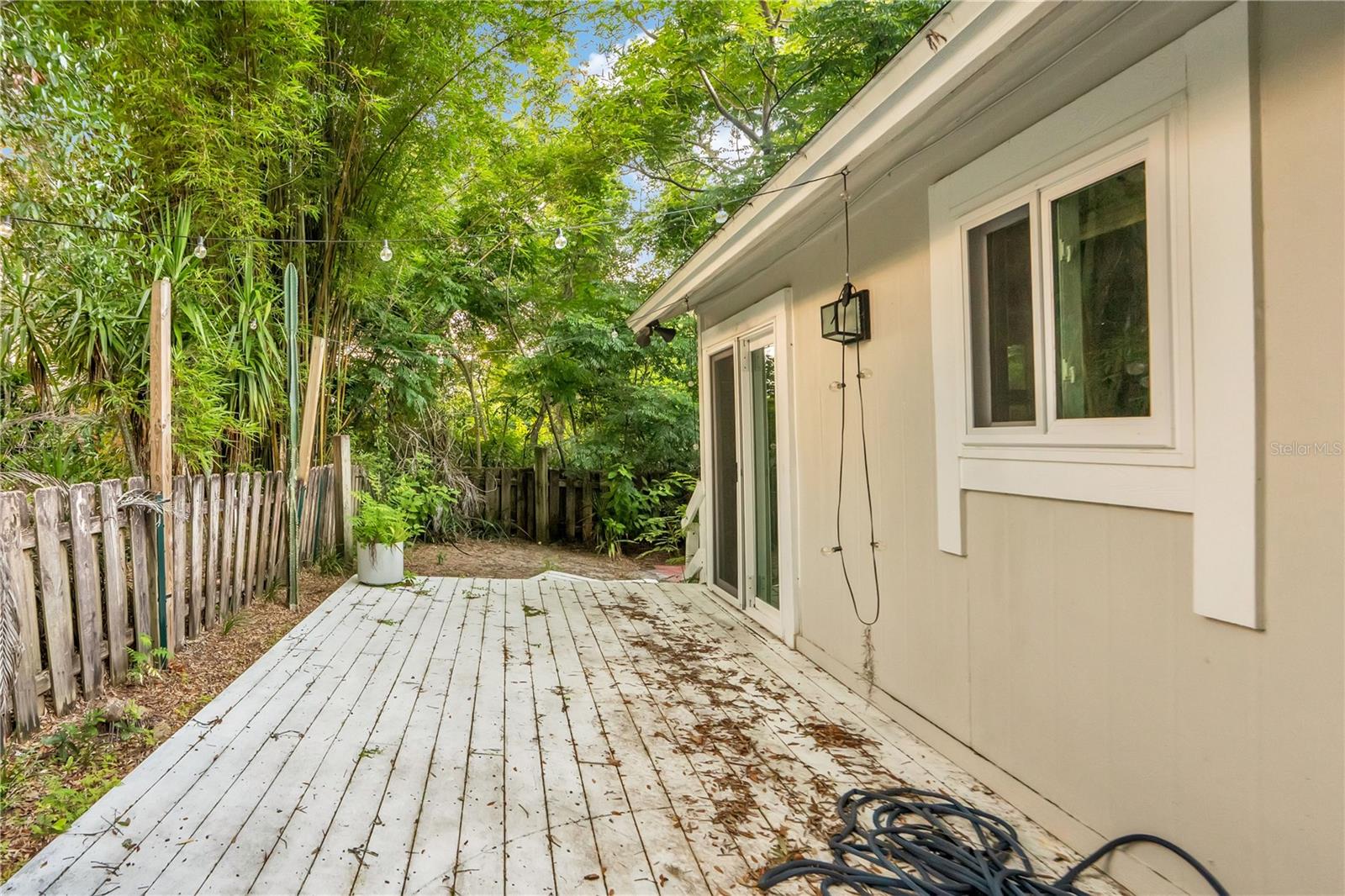16 RAINTREE CT