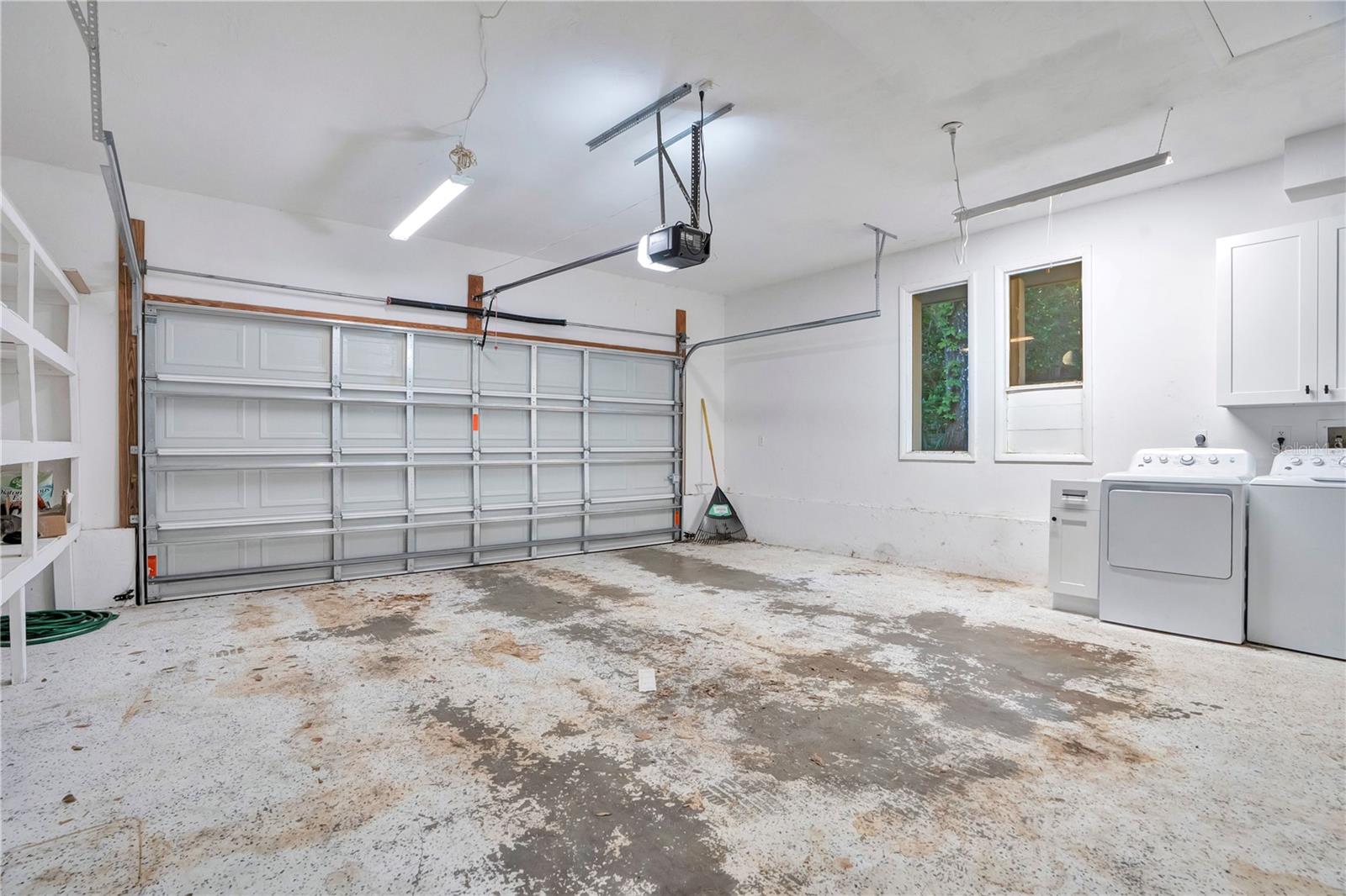 16 RAINTREE CT