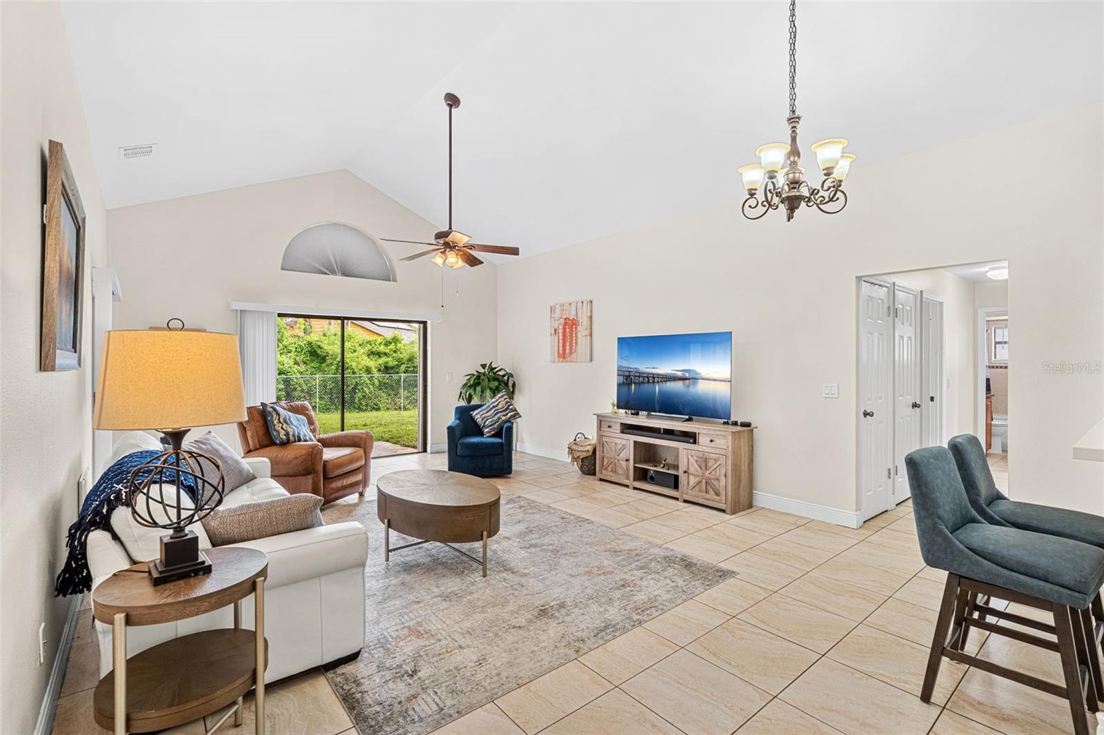 806 VERMONT WOODS LN