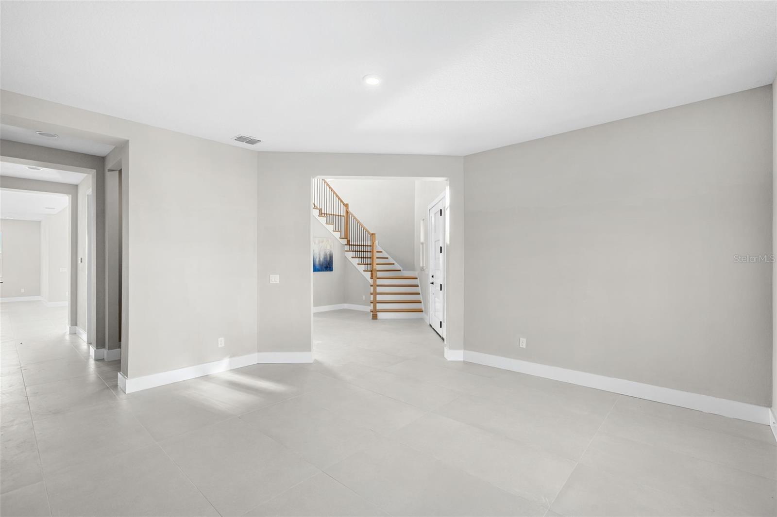 1144 HULL ISLAND DR