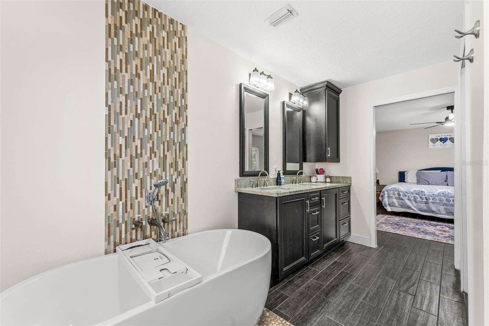4053 COOL WATER CT