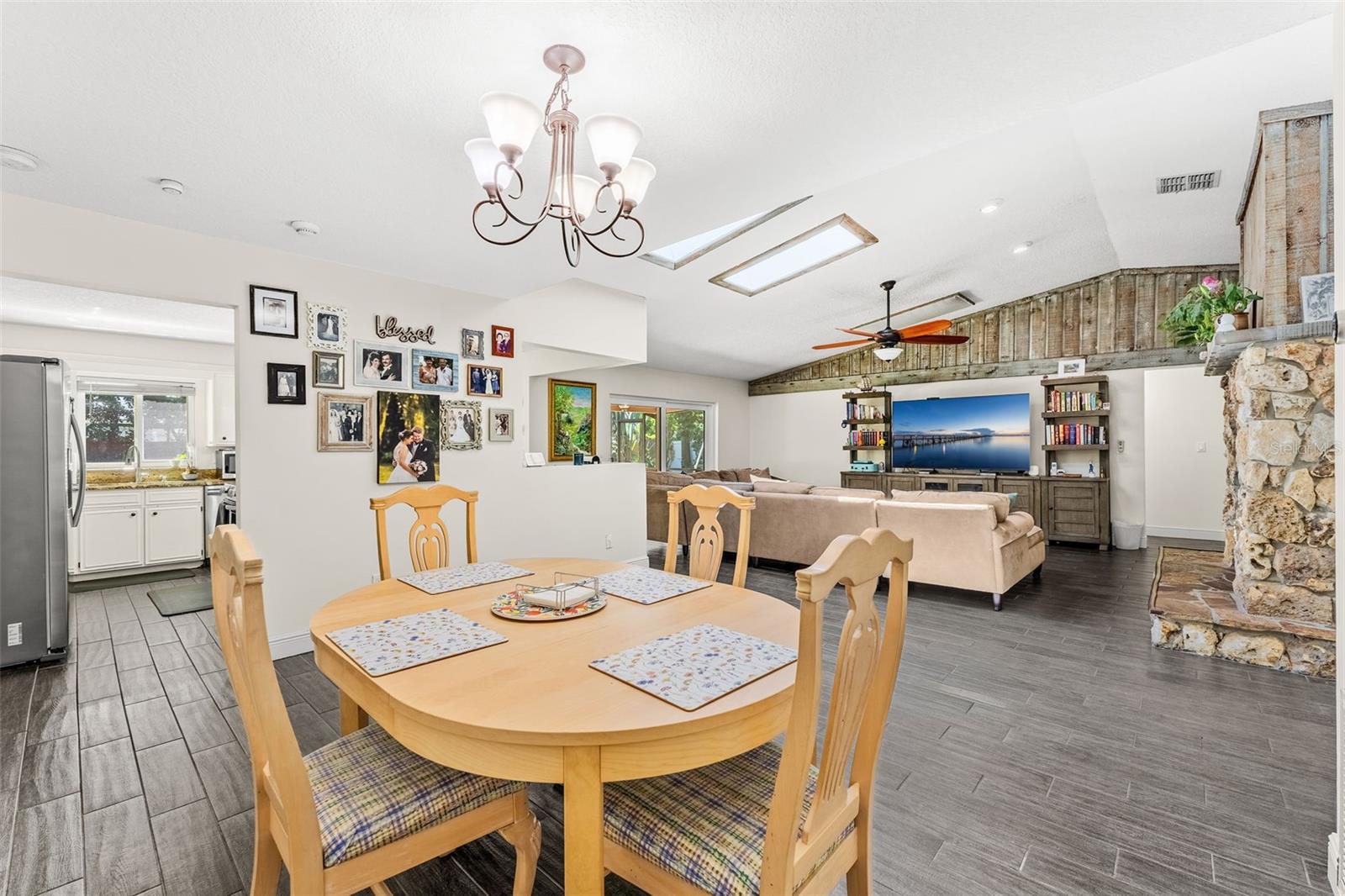 4053 COOL WATER CT