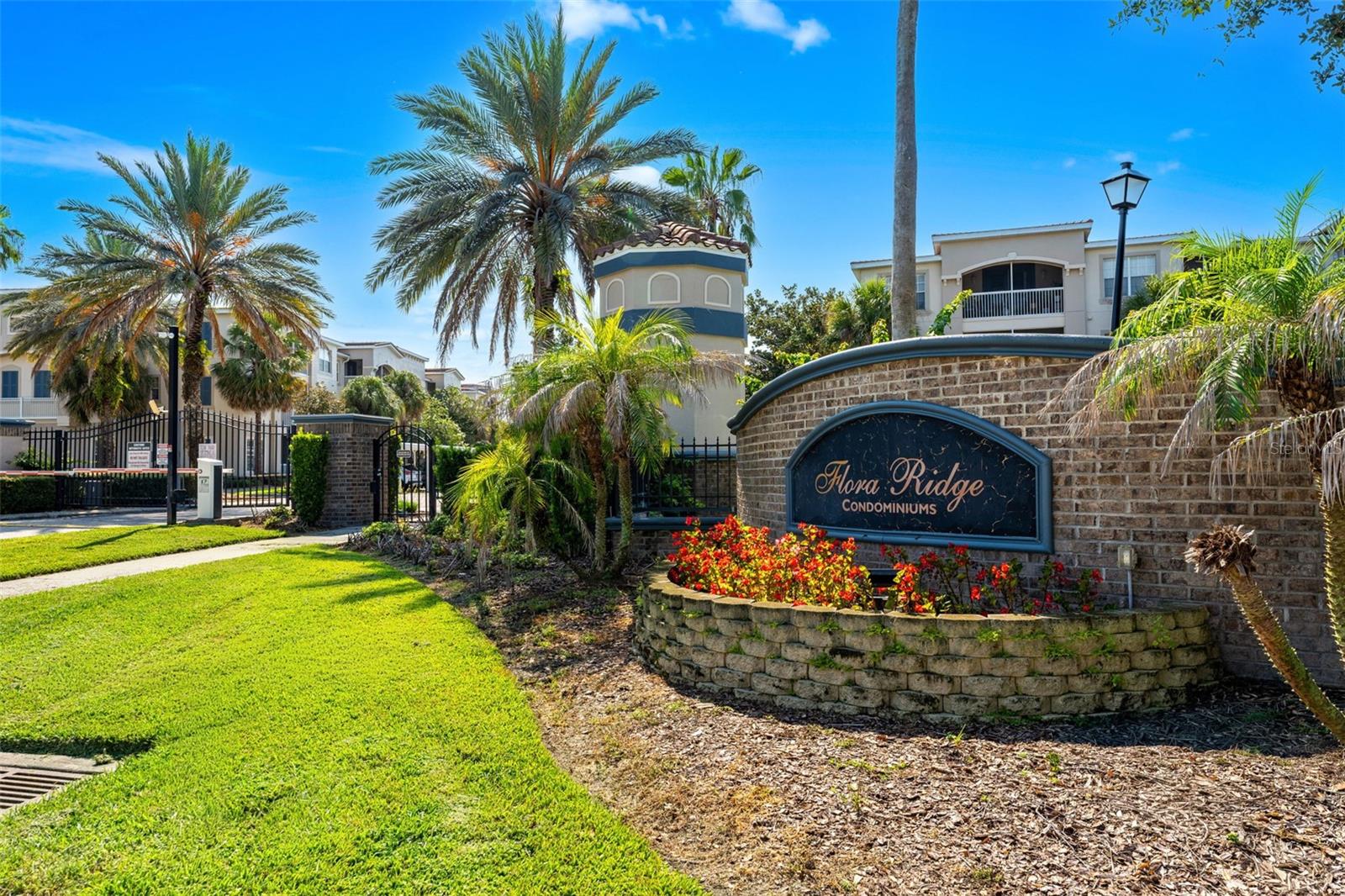 3341 WHITESTONE CIR #108