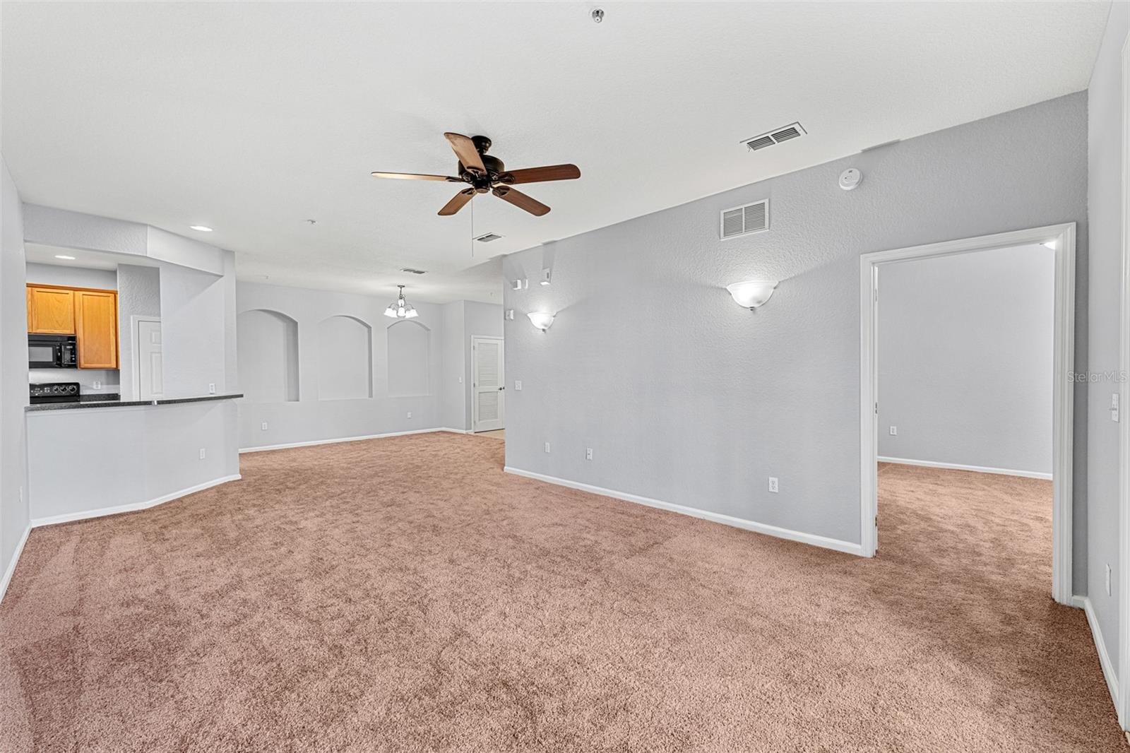 3341 WHITESTONE CIR #108