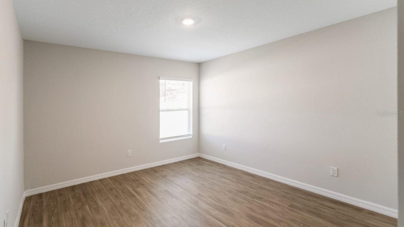 6 UNION CT
