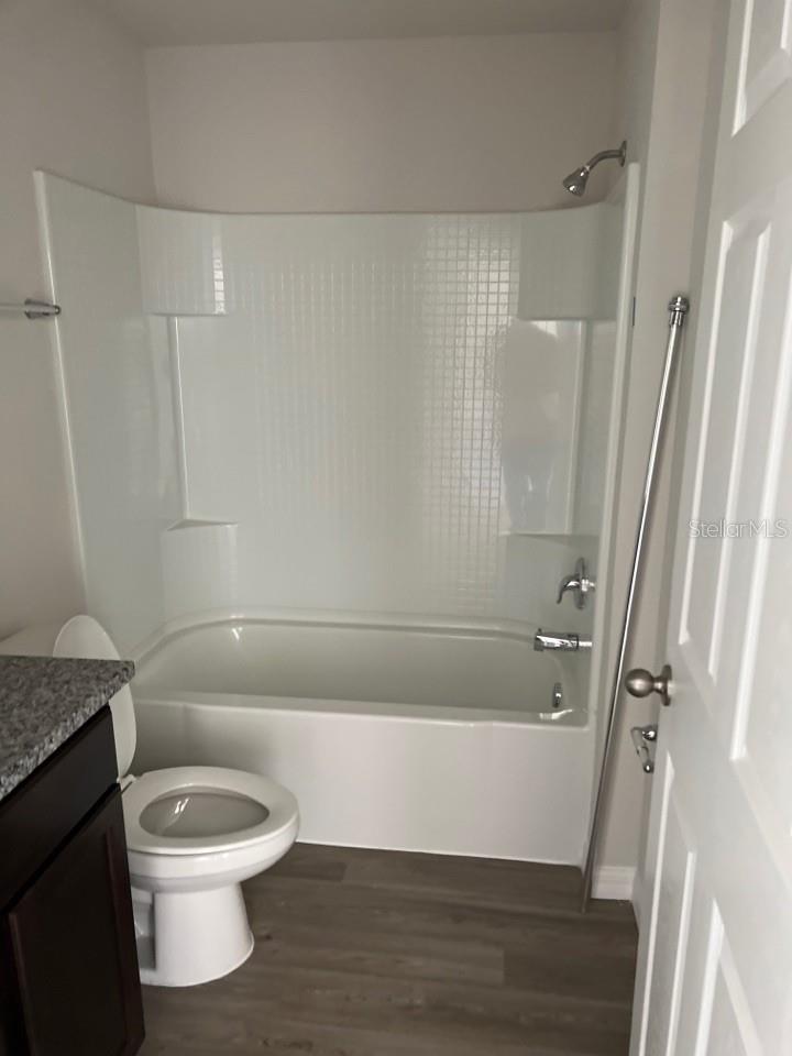 6 UNION CT