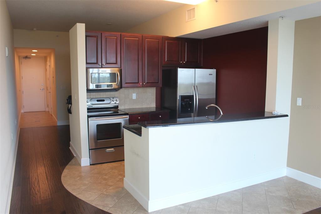 101 S EOLA DR #607