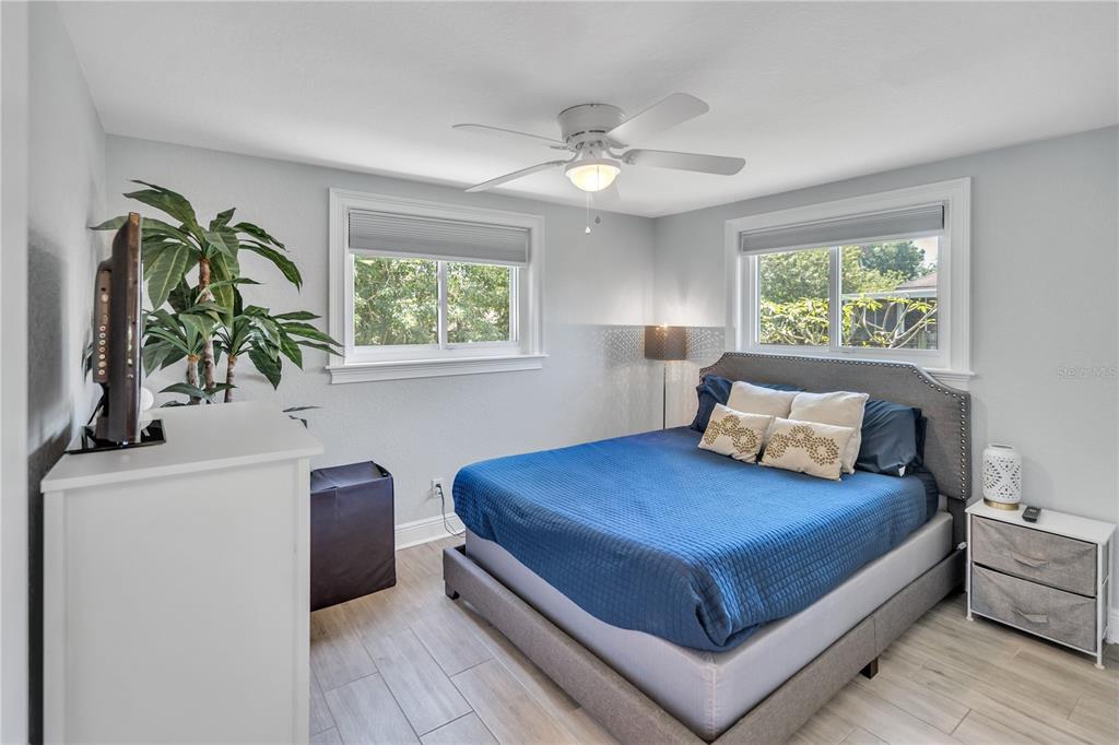 126 DAVENPORT AVE NE