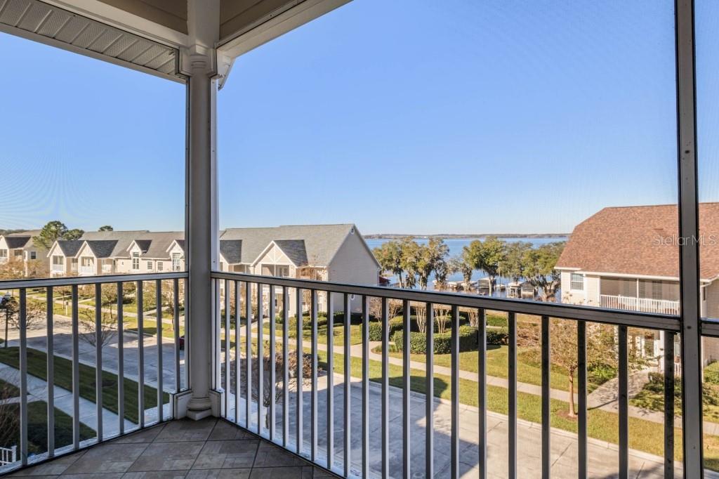 203 NAUTICA MILE DR