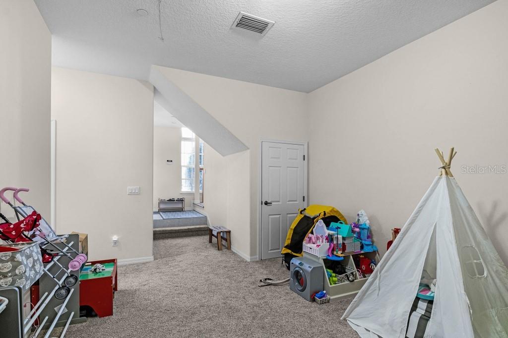 203 NAUTICA MILE DR