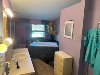 900 HARBOR HILL DR