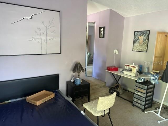 900 HARBOR HILL DR