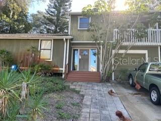 900 HARBOR HILL DR