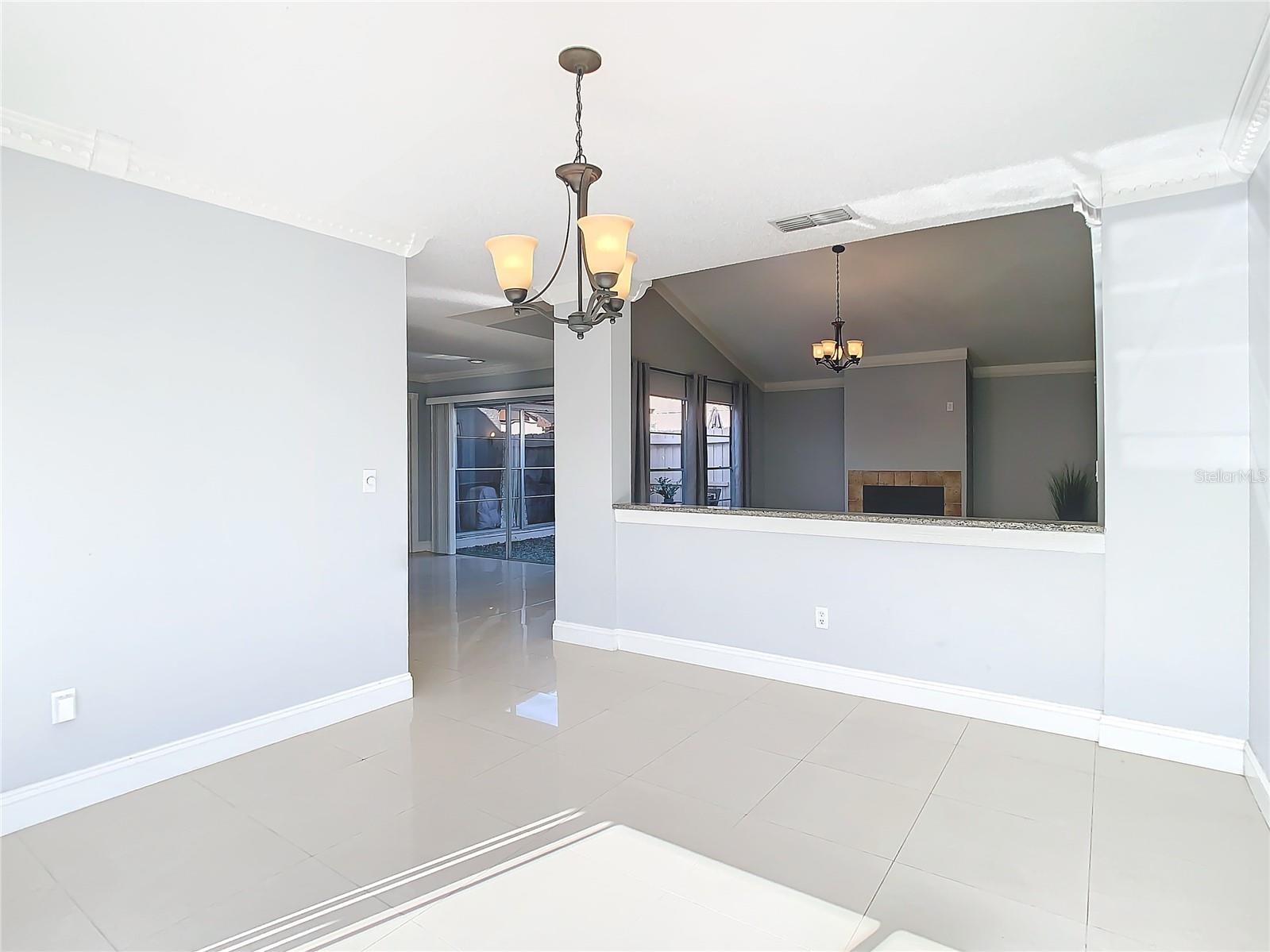 10839 VENICE CIR