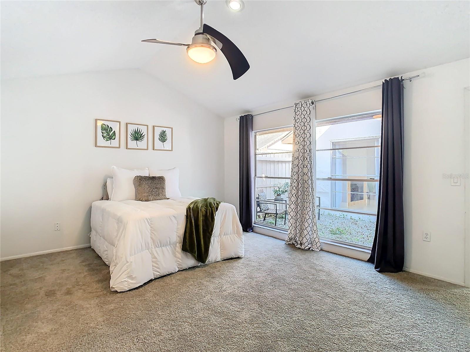 10839 VENICE CIR