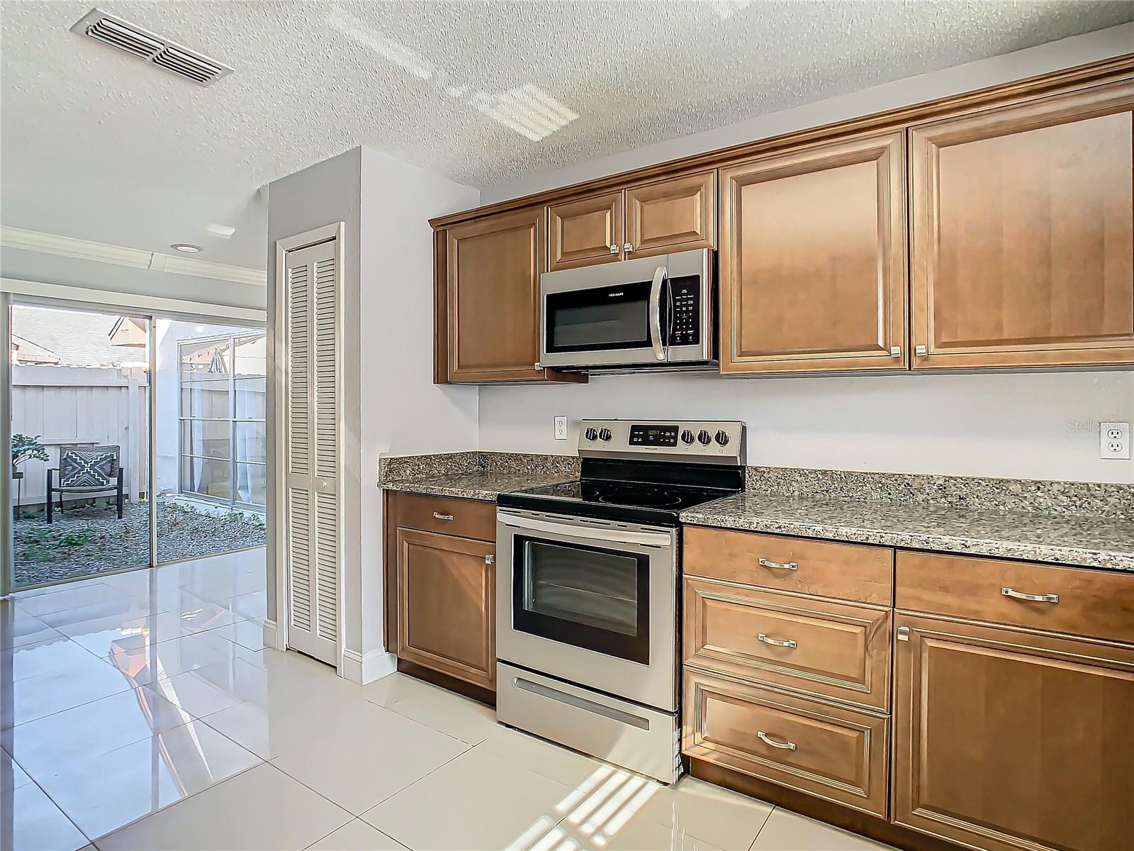 10839 VENICE CIR