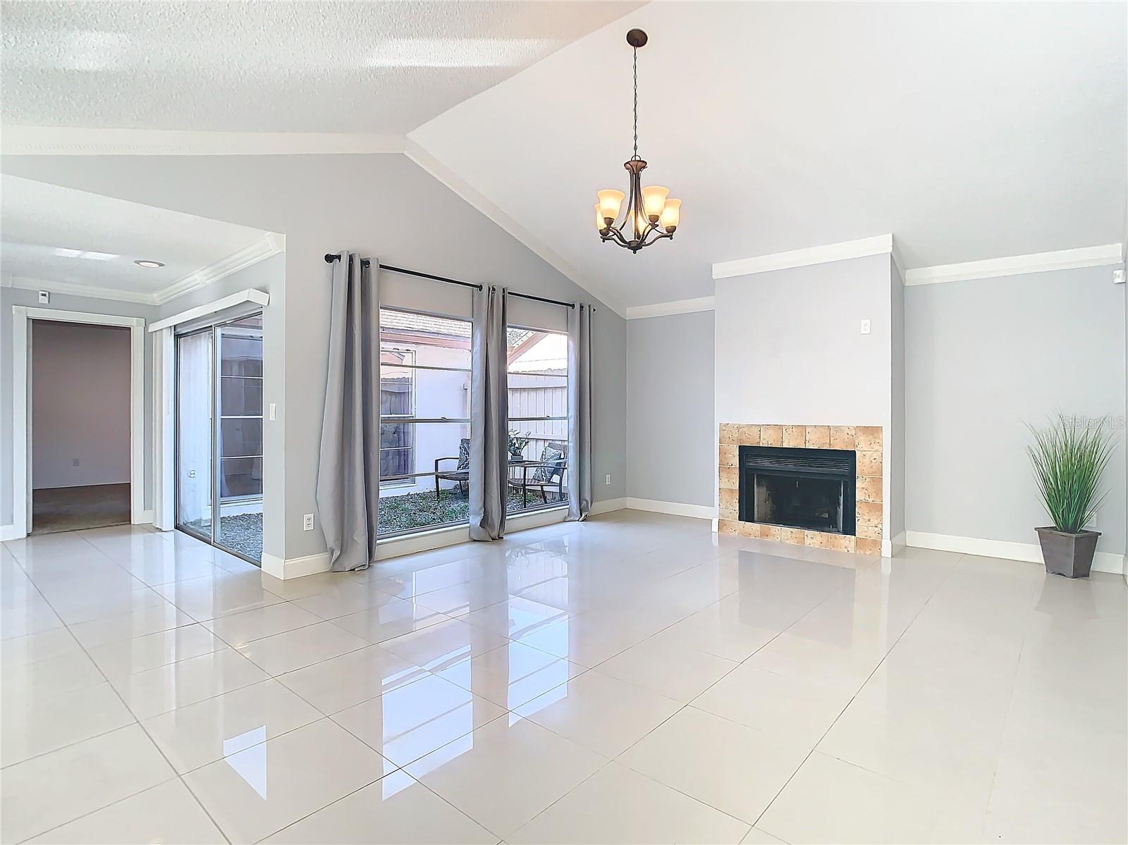10839 VENICE CIR